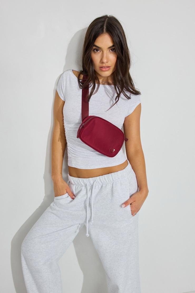 Active Belt Bag Burgundy